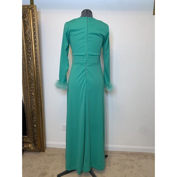 vintage 1960s 70s maxi dress emerald green long sleeve feather cuffs - Picture 3 of 9